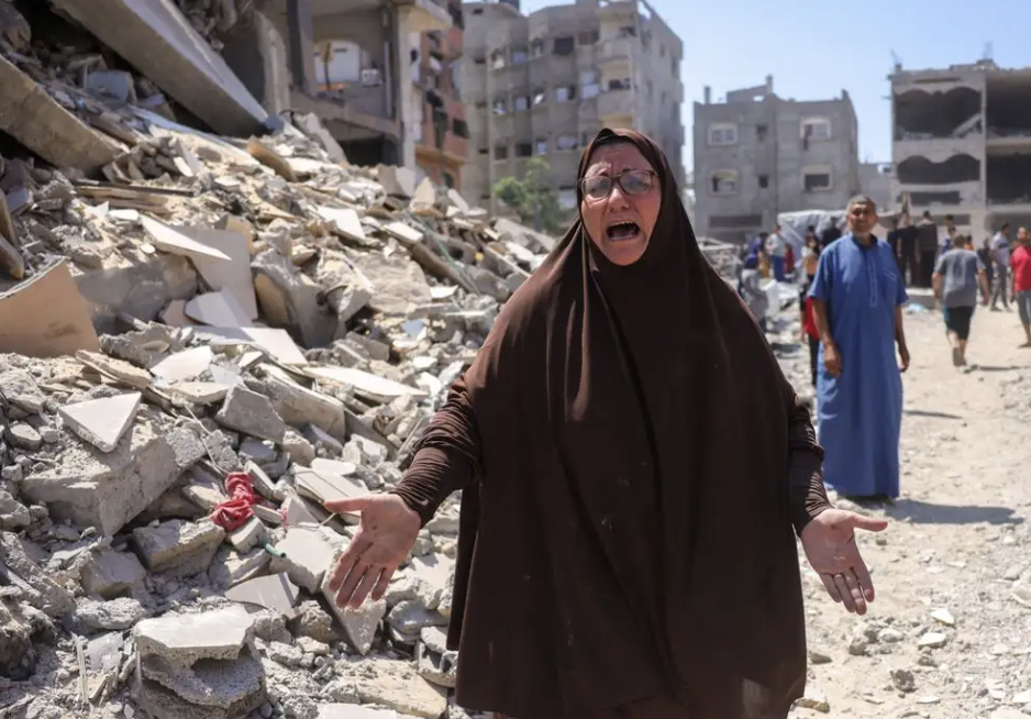SOLDADOS ISRAELÍES DISPARAN HACIA MULTITUD EN GAZA; REPORTAN 14 MUERTOS
